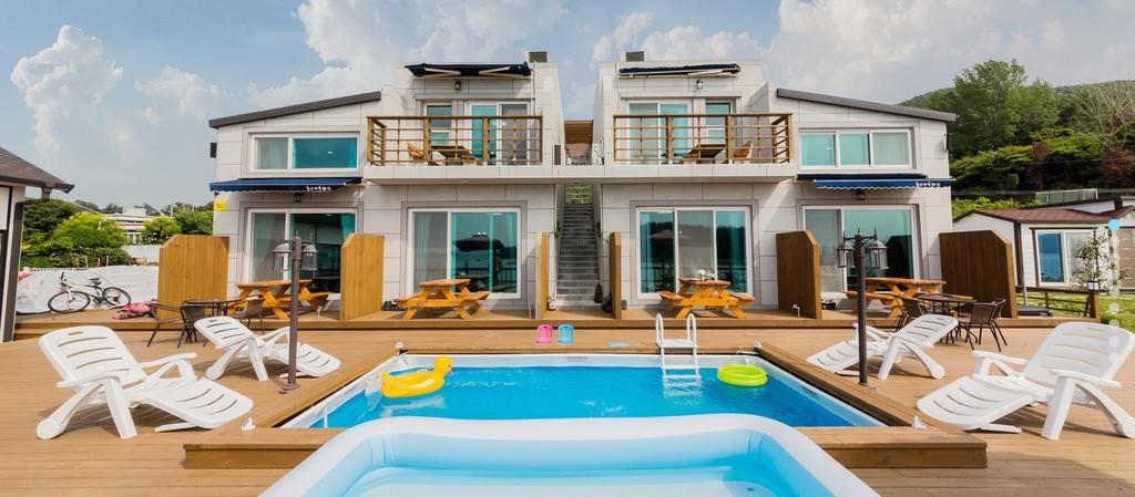 Dolsanmaru Pension Yeosu Ngoại thất bức ảnh