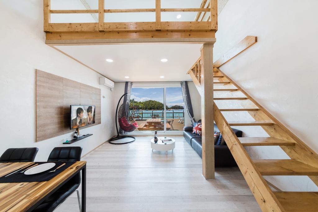 Dolsanmaru Pension Yeosu Ngoại thất bức ảnh