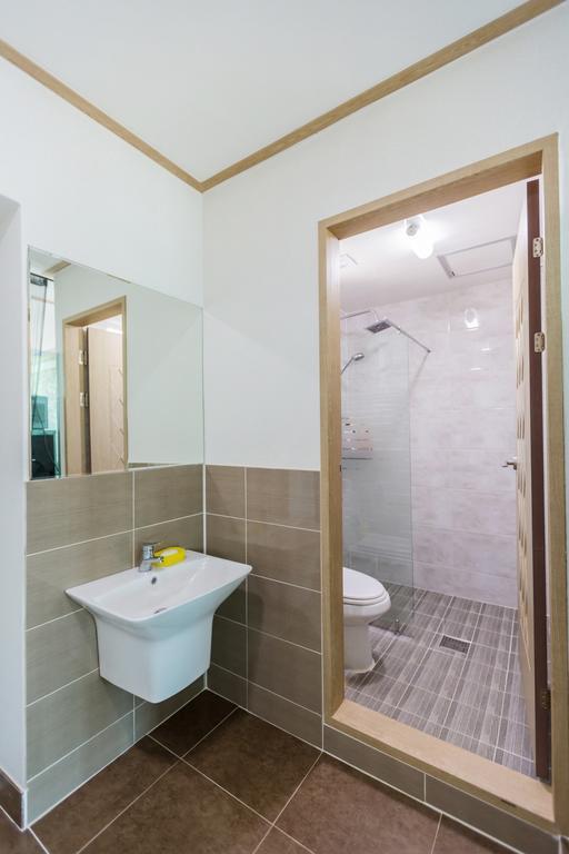 Dolsanmaru Pension Yeosu Ngoại thất bức ảnh
