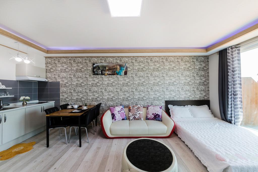 Dolsanmaru Pension Yeosu Ngoại thất bức ảnh